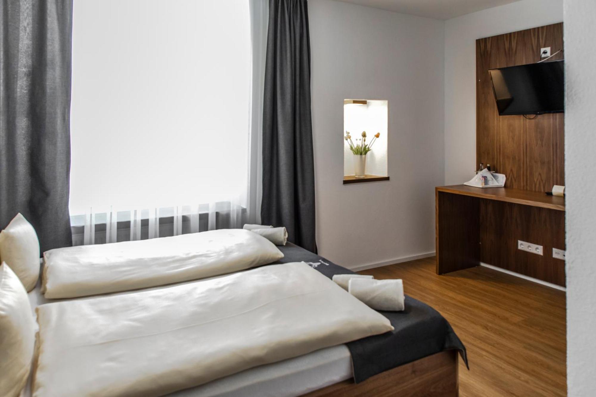 Hotel Jaegerhaus In Singen Am Hohentwiel Kültér fotó